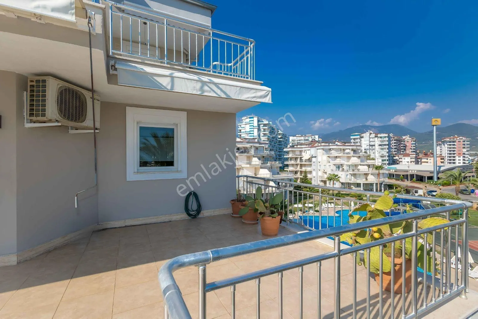 Apartment, 3-room, 110 m²