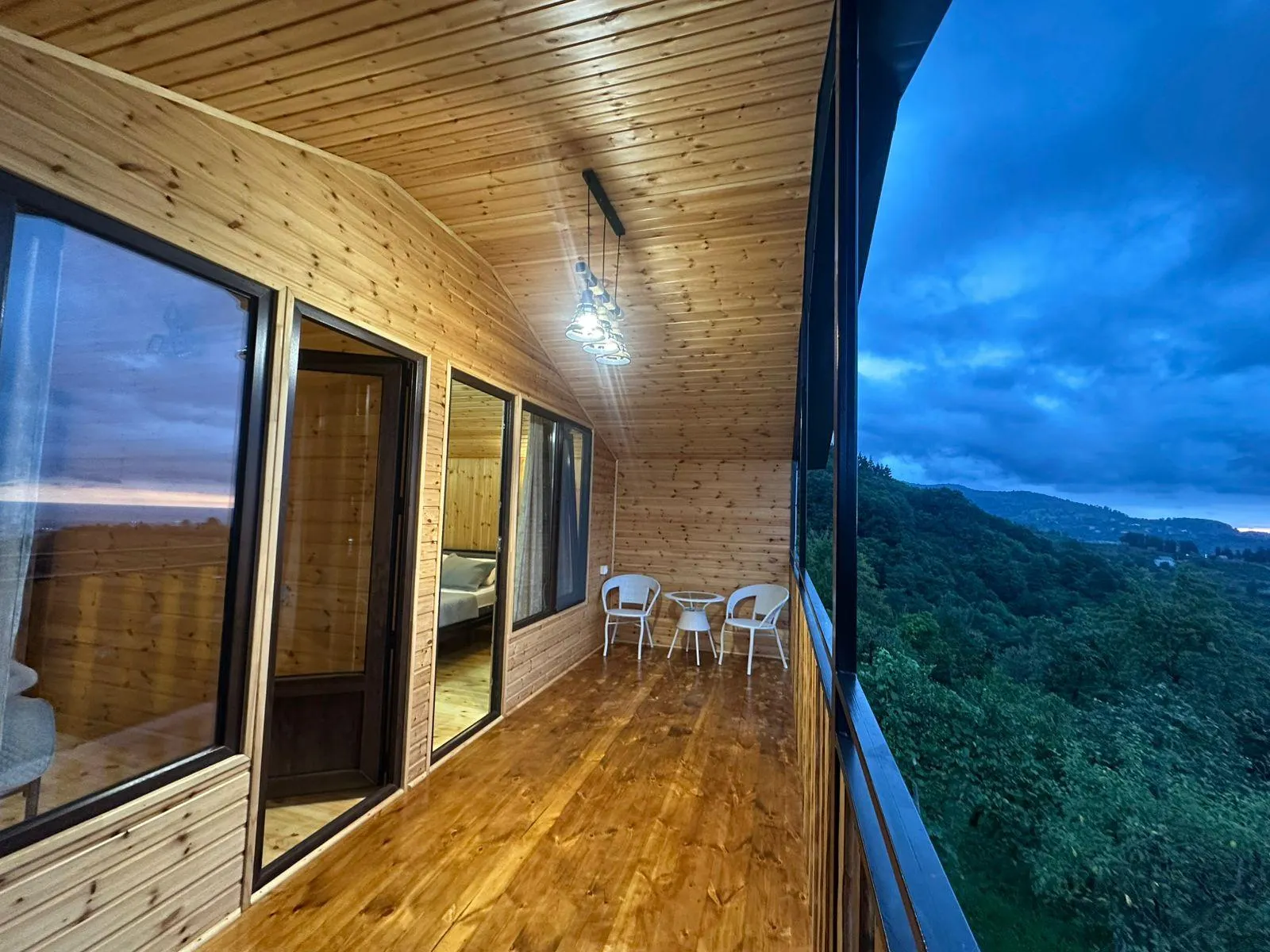 House, 3-room, 80 m²