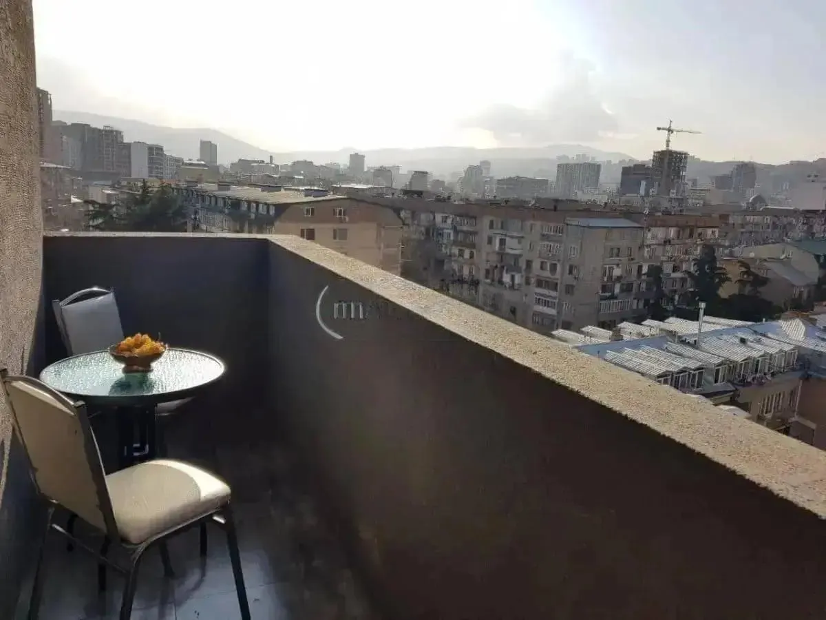 Квартира, 3-комн., 70 м²