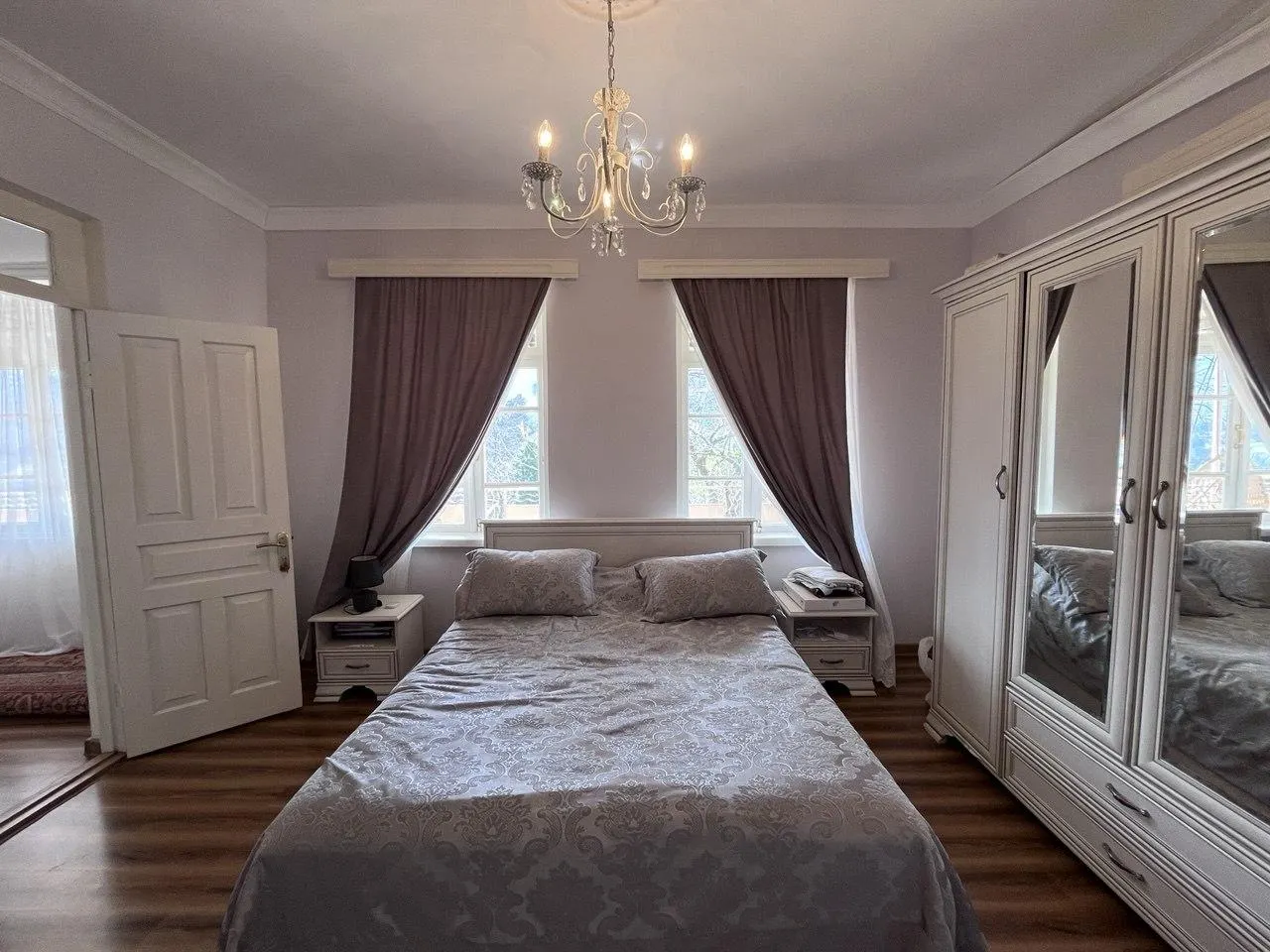House, 5-room, 576 m²