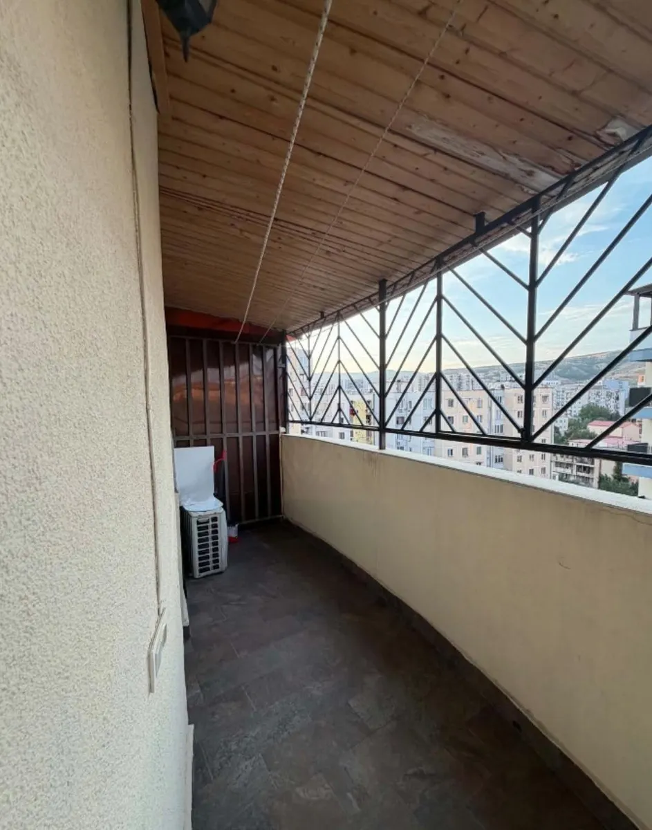 Квартира, 3-комн., 73 м²