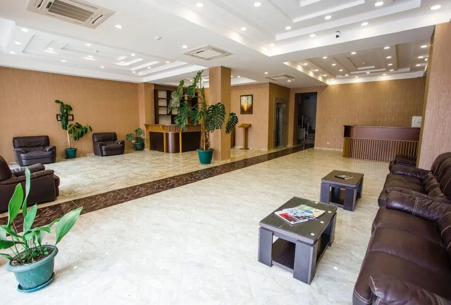 Apartment, 2400 m²