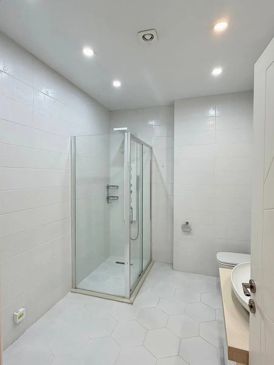 Квартира, 4-комн., 217 м²