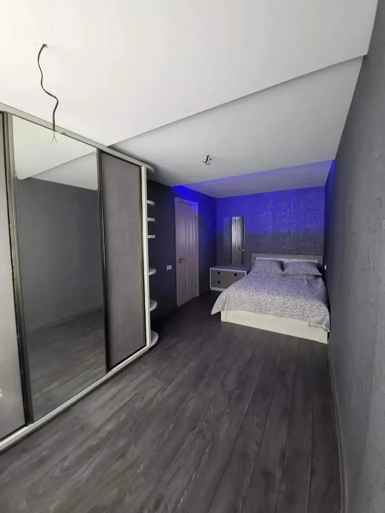 Квартира, 4-комн., 80 м²