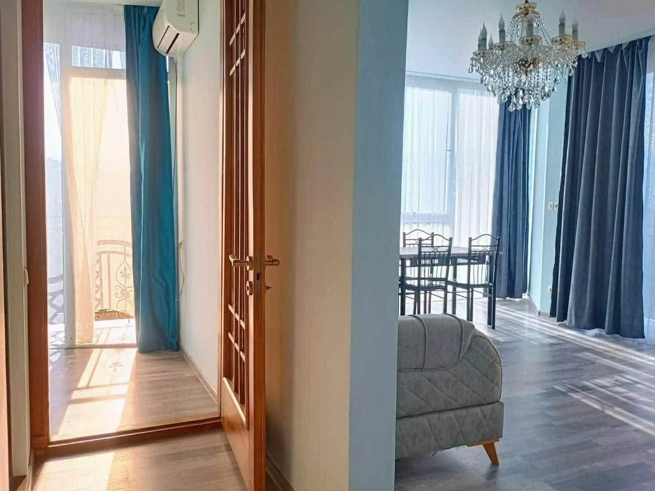 House, 6-room, 500 m²