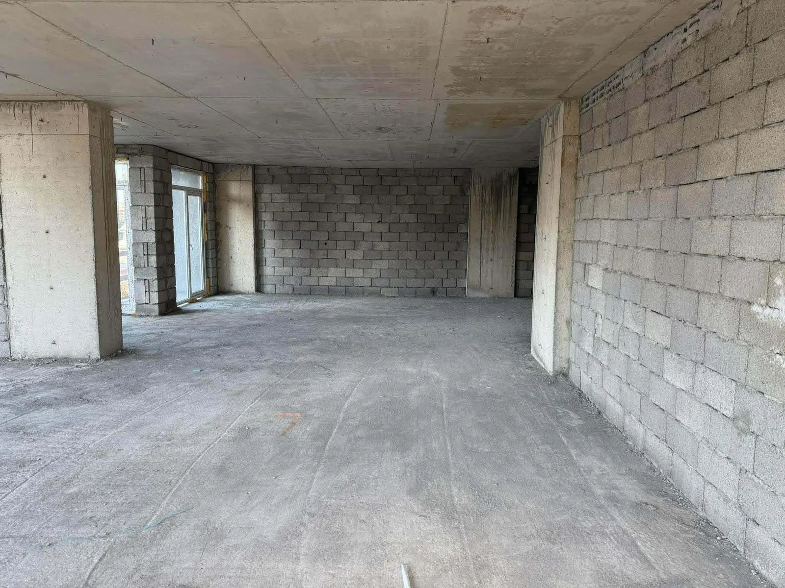 Квартира, 4-комн., 101 м², Peter Tchaikovsky St, 65