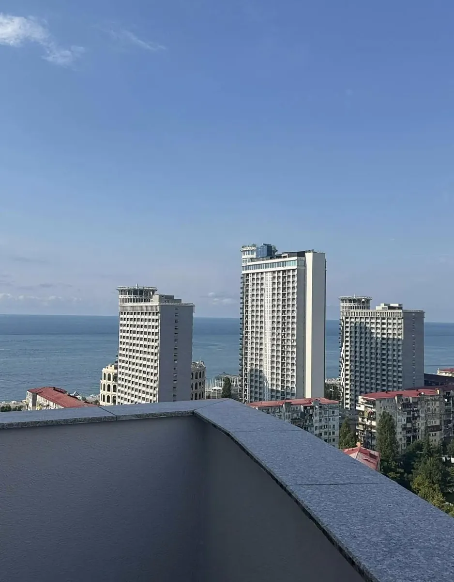 Квартира, 3-комн., 96 м², Mega City