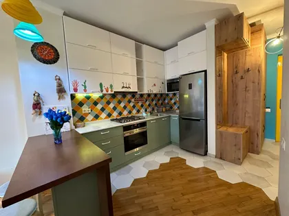 Квартира, 2-комн., 55 м²