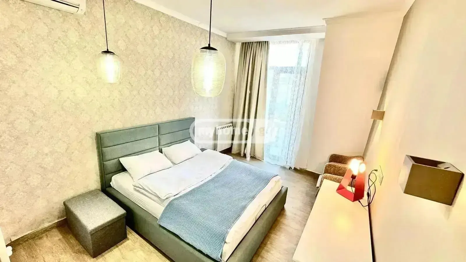 Квартира, 3-комн., 115 м²