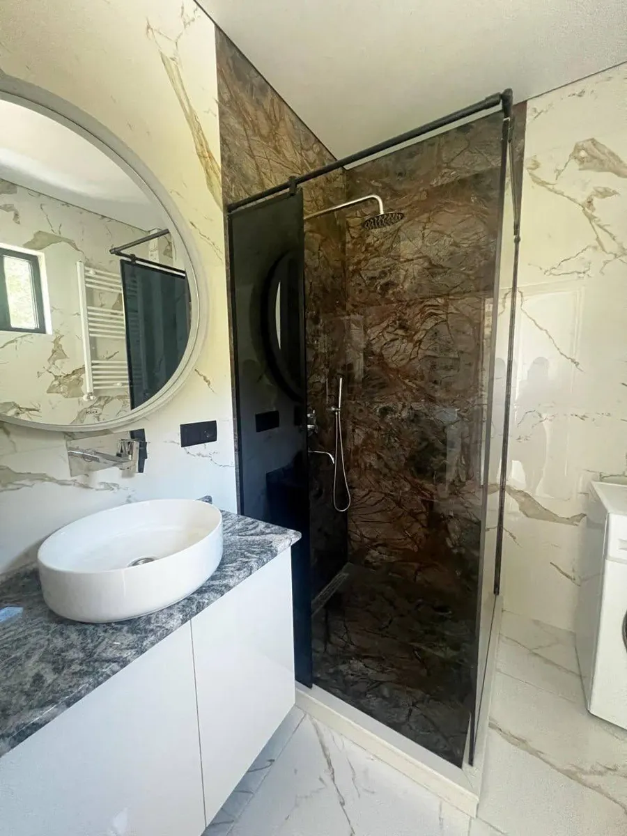Дом, 4-комн., 280 м²