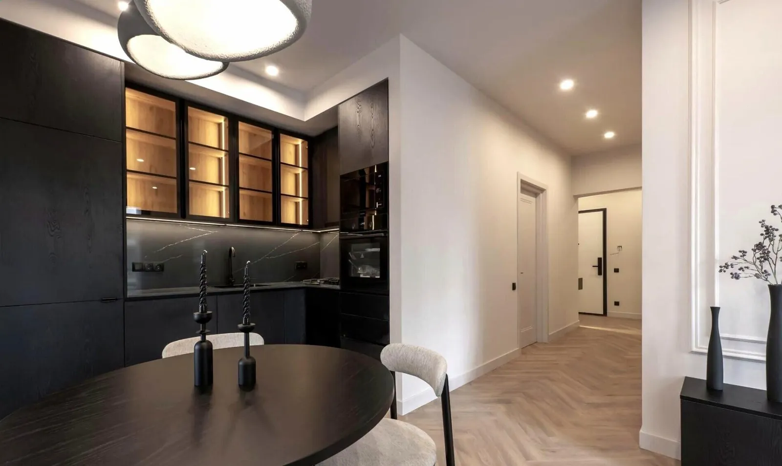 Квартира, 3-комн., 93 м²