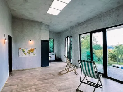 House, 180 m²