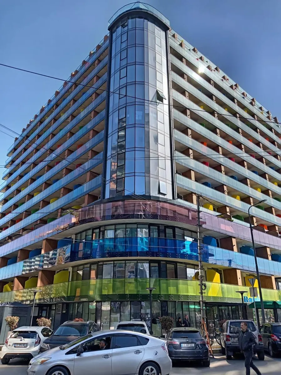 Apartment, 3-room, 70 m², Rainbow
