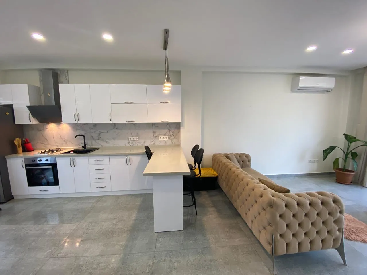 House, 3-room, 156 m²