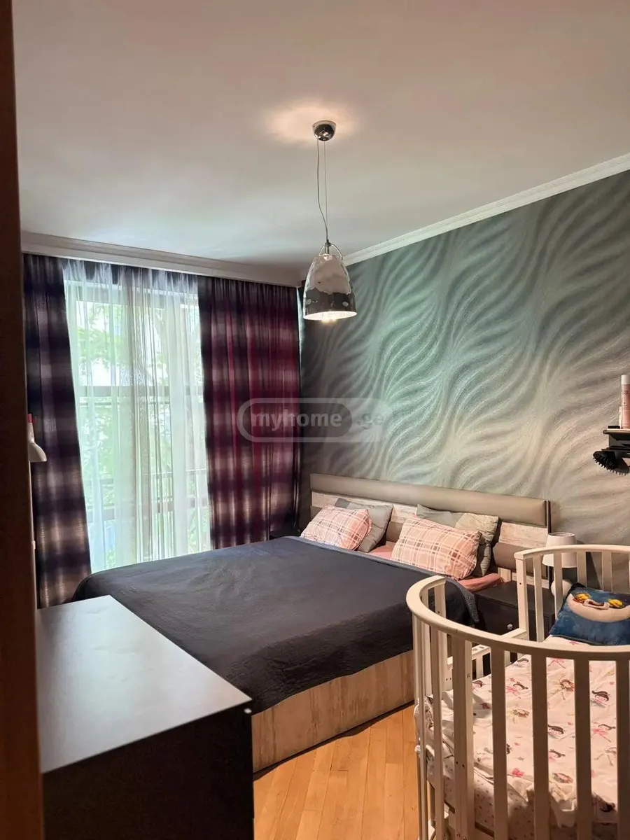 Apartment, 3-room, 95 m²
