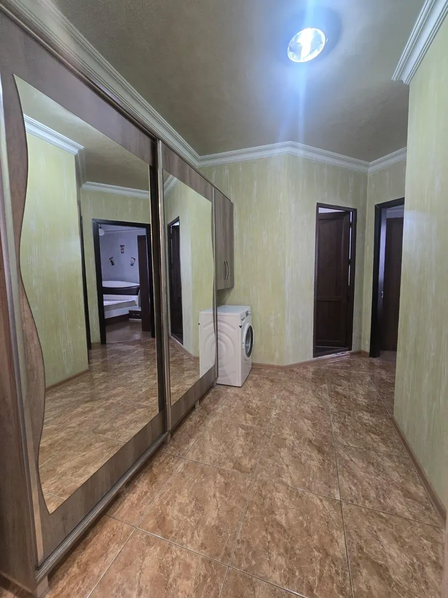 Квартира, 4-комн., 140 м²