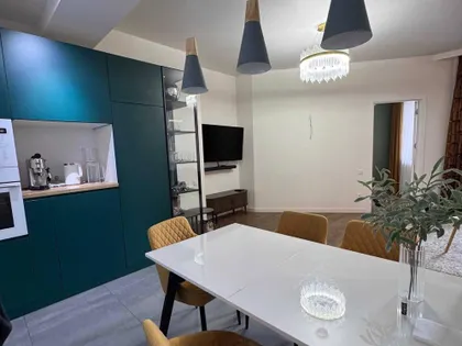 Квартира, 3-комн., 78 м²