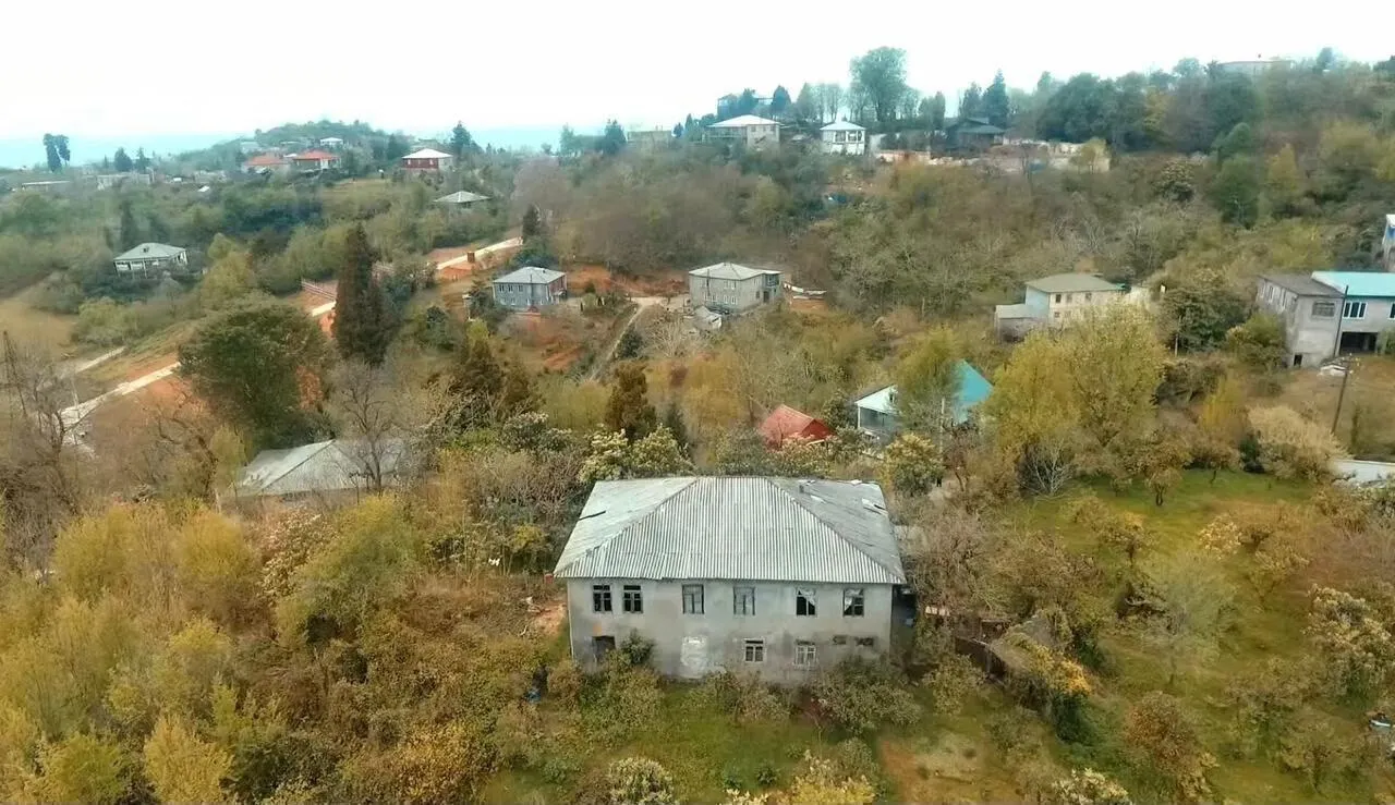 House, 5-room, 270 m²