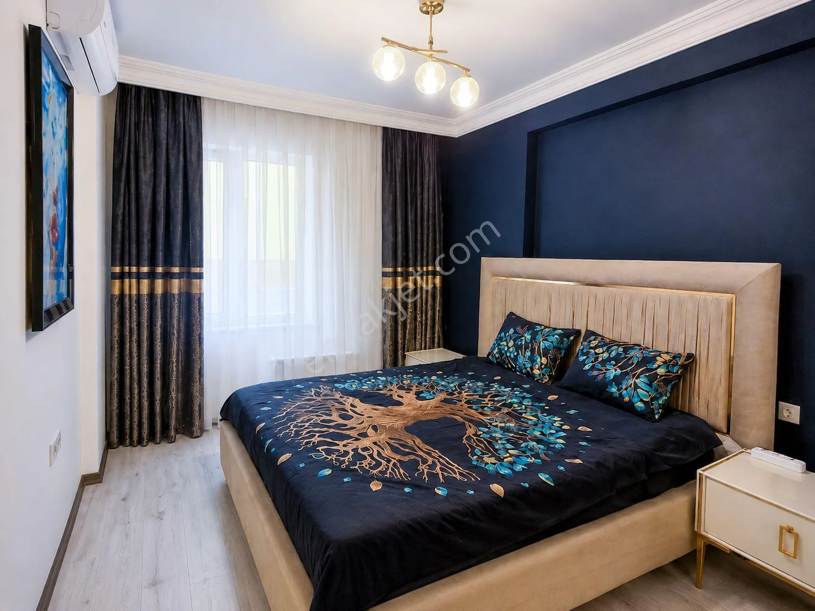 Apartment, 3-room, 120 m²