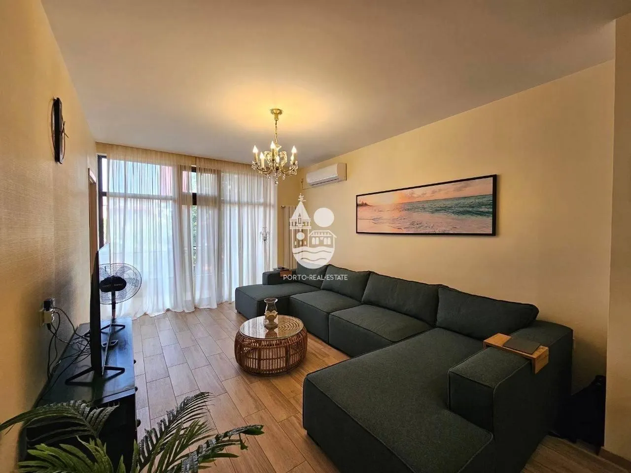 ბინა, 3-ოთახიანი, 77 მ², Parnavaz Mepe St, 98