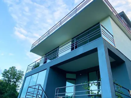 Дом, 5-комн., 291 м²