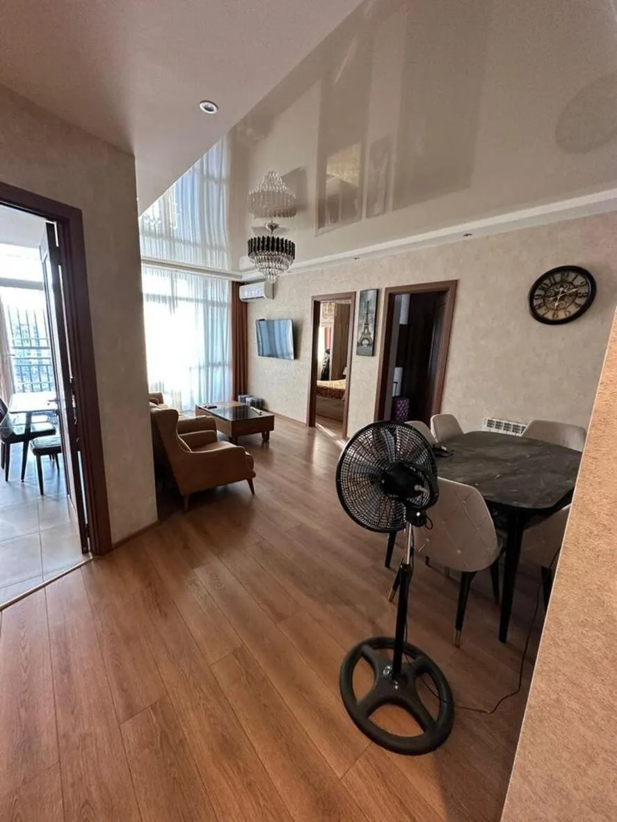 Apartment, 3-room, 108 m²