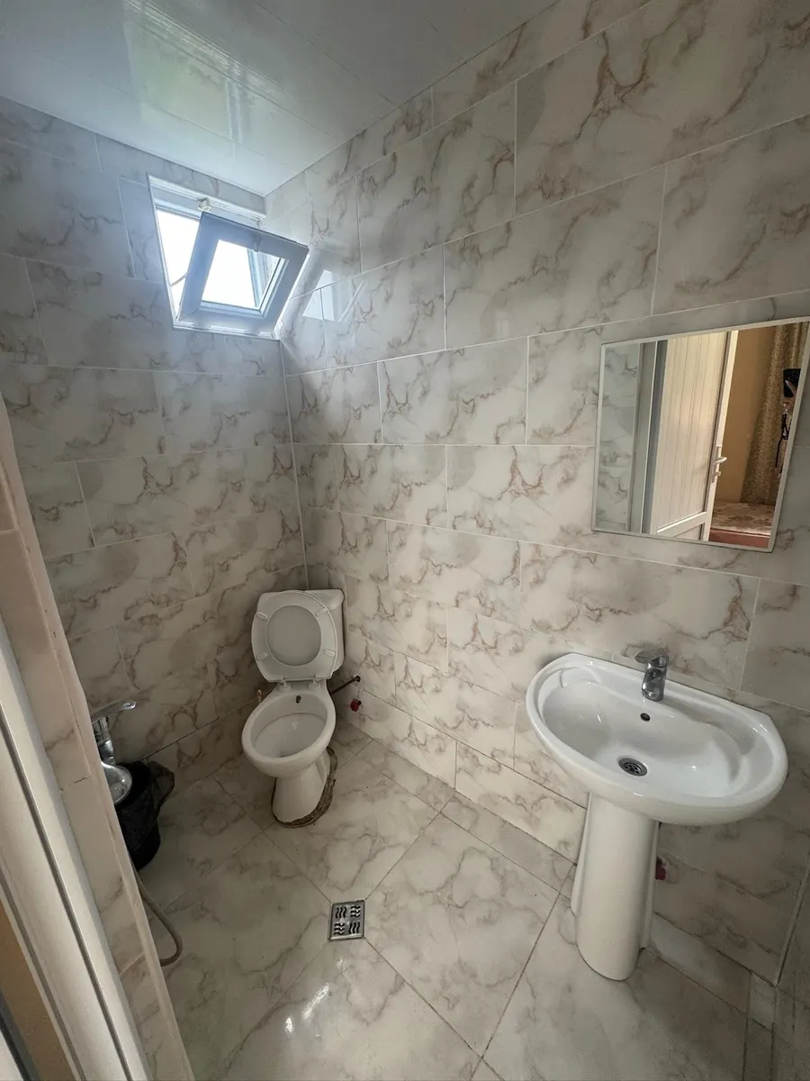 Дом, 5-комн., 200 м²