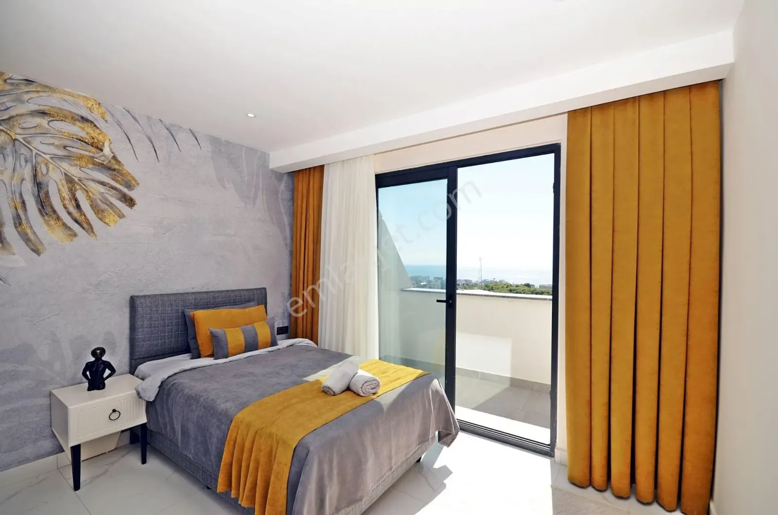 Apartment, 3-room, 110 m²