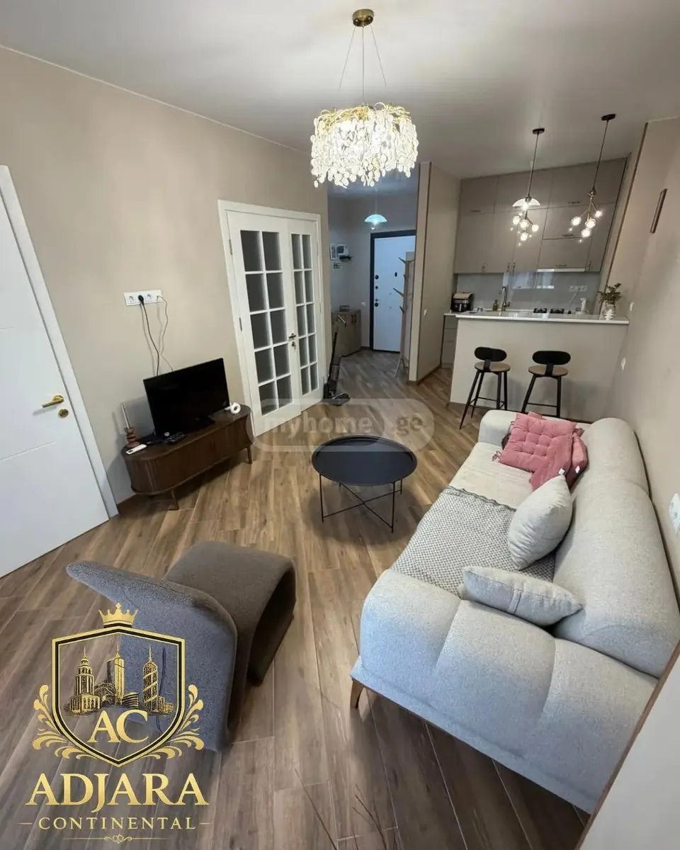 Квартира, 3-комн., 65 м²