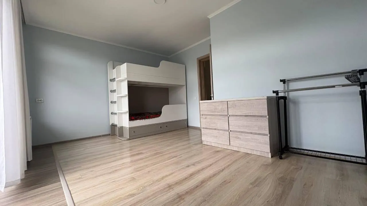 House, 3-room, 110.7 m²