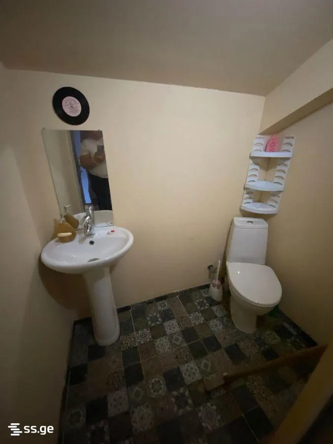 Квартира, 5-комн., 160 м²