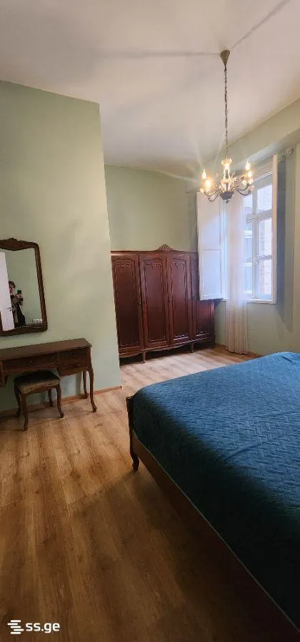 Квартира, 4-комн., 122 м²