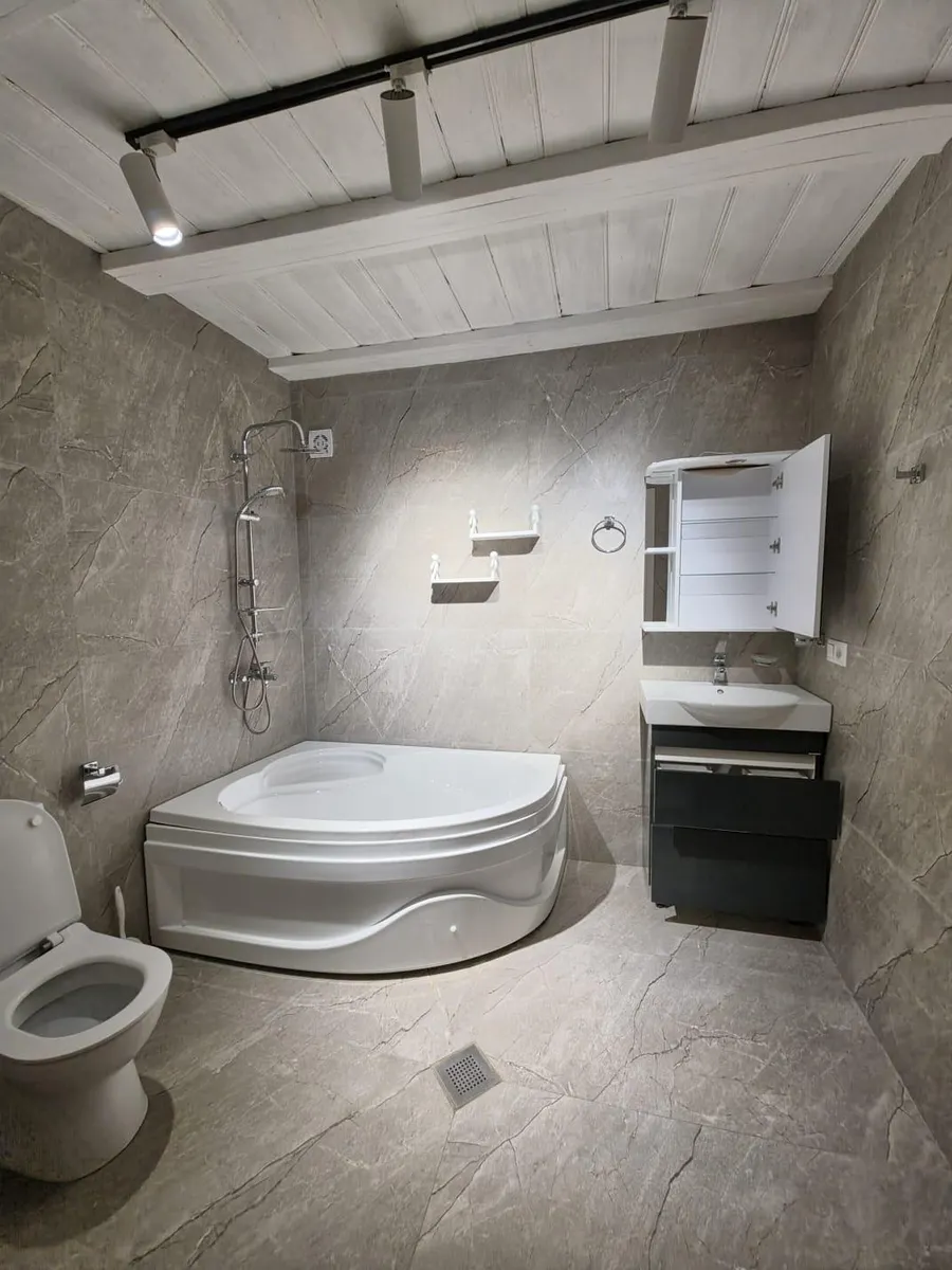 Дом, 5-комн., 415 м²