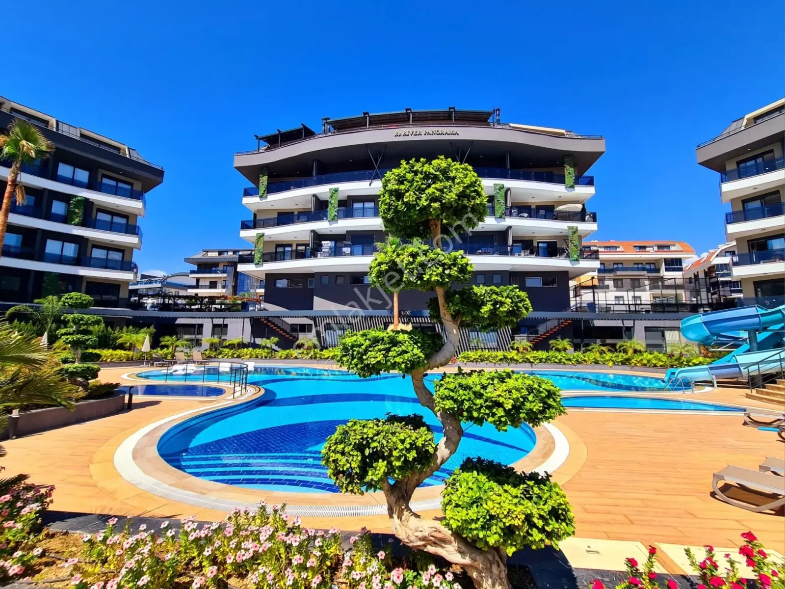 Apartment, 4-room, 145 m²