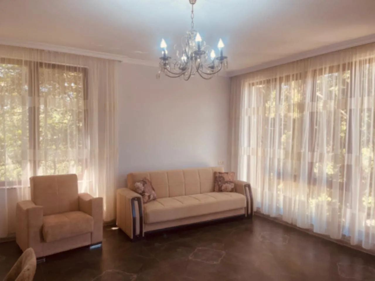 Квартира, 3-комн., 70 м²