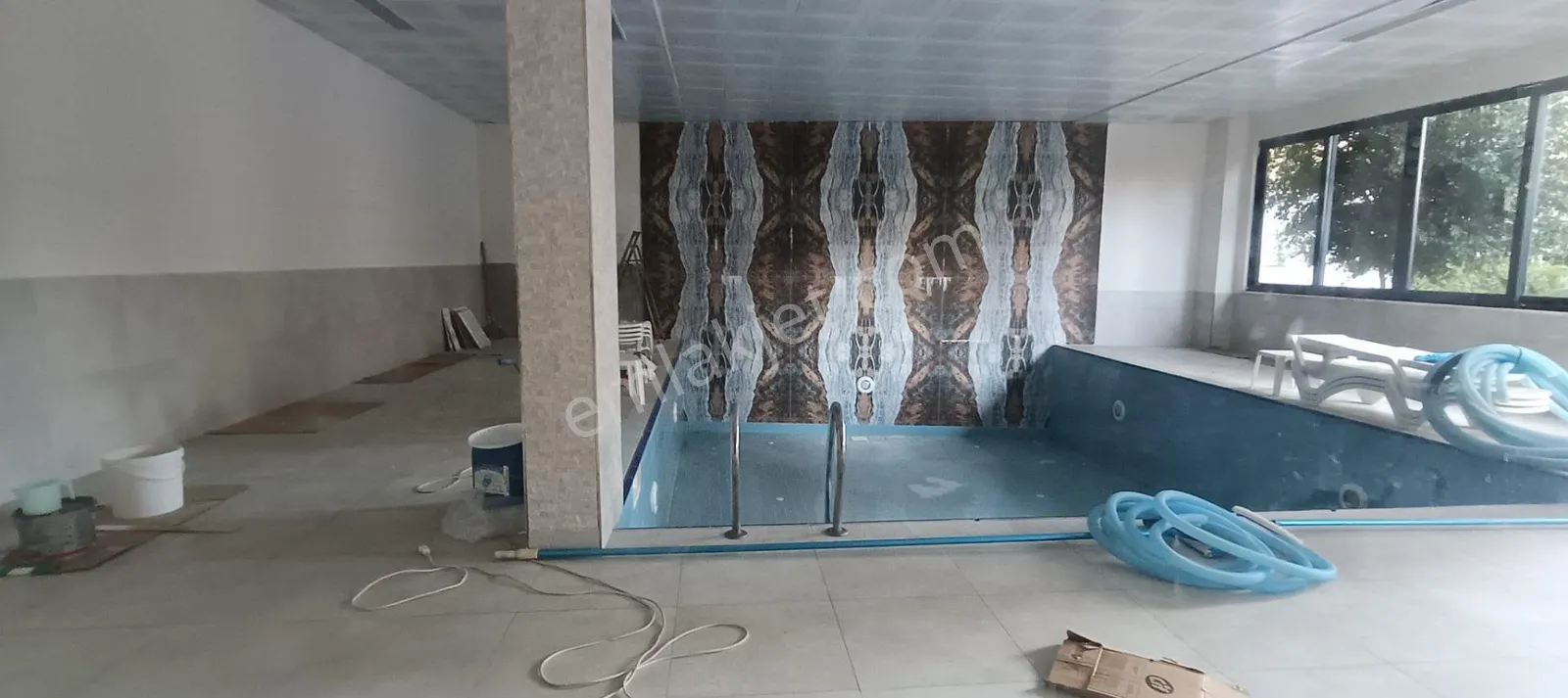 Apartment, 4-room, 145 m²