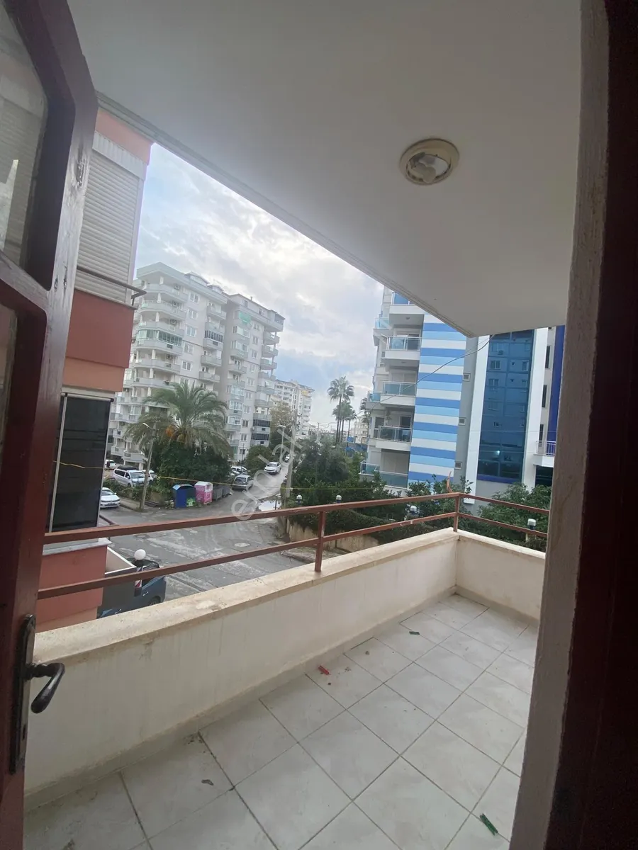 Квартира, 3-комн., 95 м²
