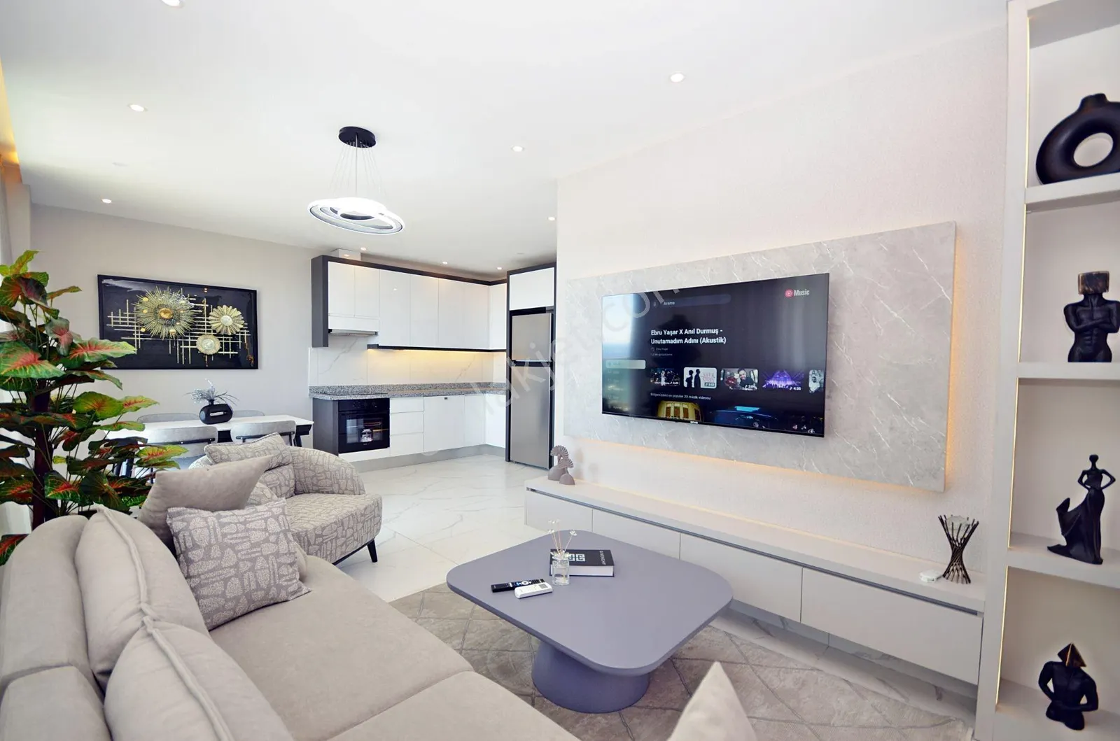 Apartment, 3-room, 110 m²