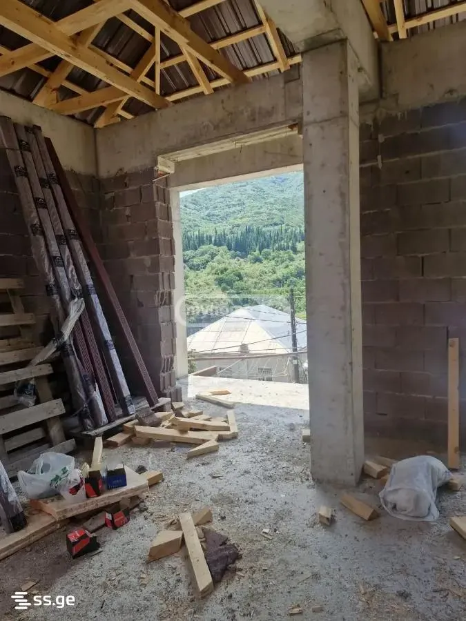 Дом, 5-комн., 180 м²
