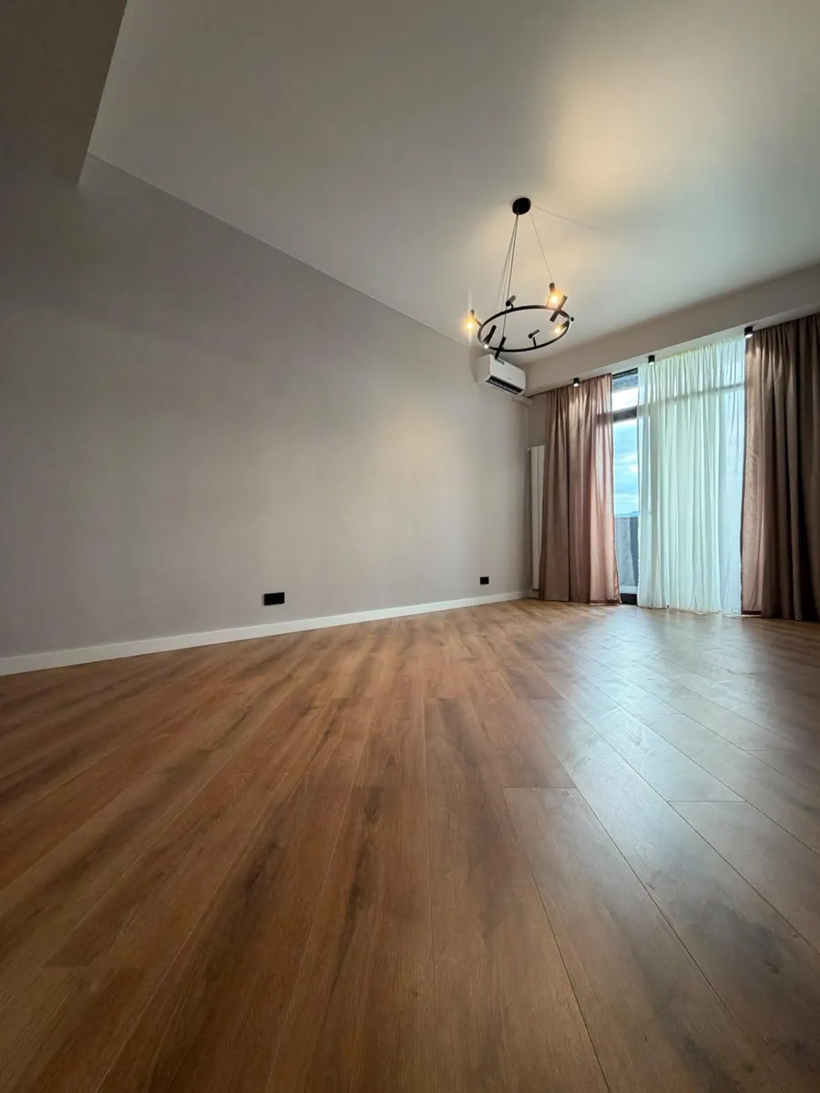 Квартира, 1-комн., 56.5 м², Mtkvari Residence