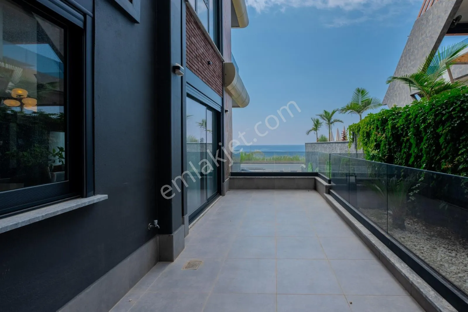 Apartment, 3-room, 125 m²