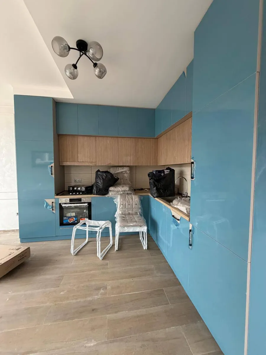 Дом, 5-комн., 225 м²