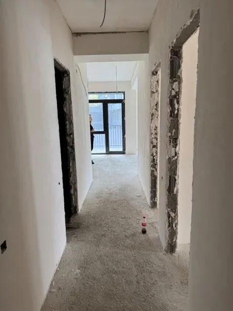 Квартира, 3-комн., 92 м²