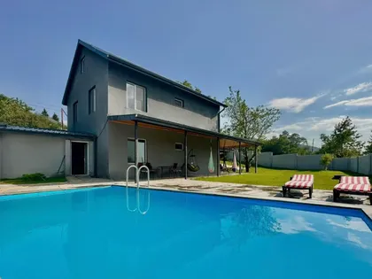 Дом, 5-комн., 290.75 м²