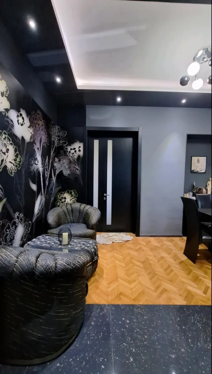 Дом, 4-комн., 200 м²