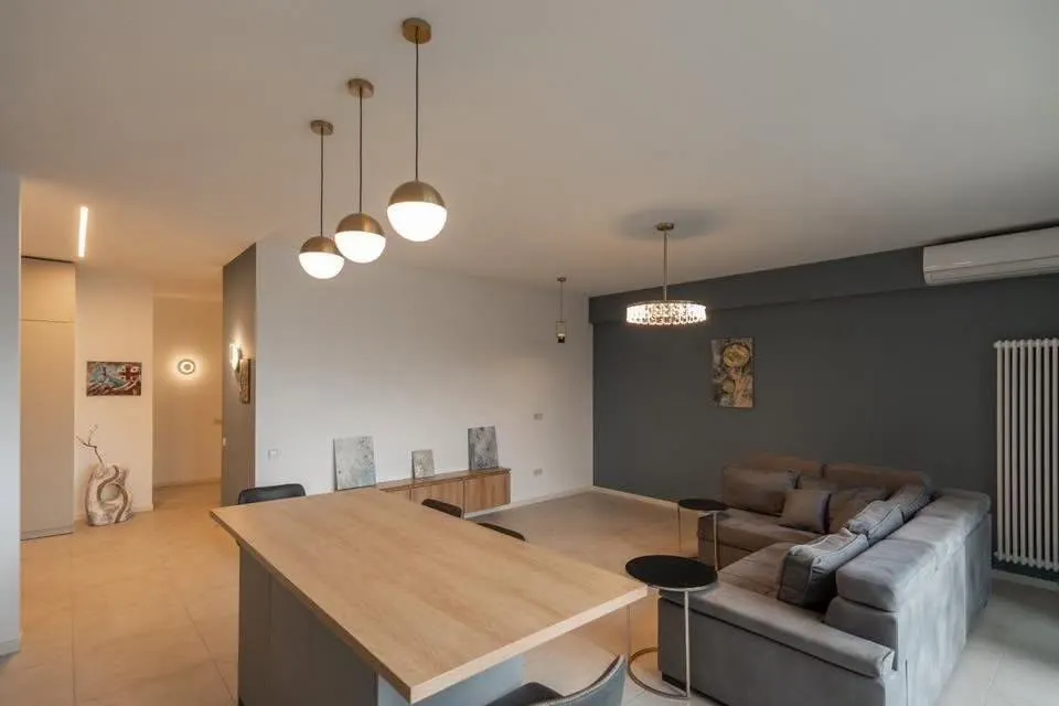 Квартира, 1-комн., 92 м², Saburtalo Palace