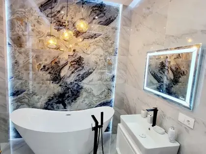 Квартира, 4-комн., 200 м²