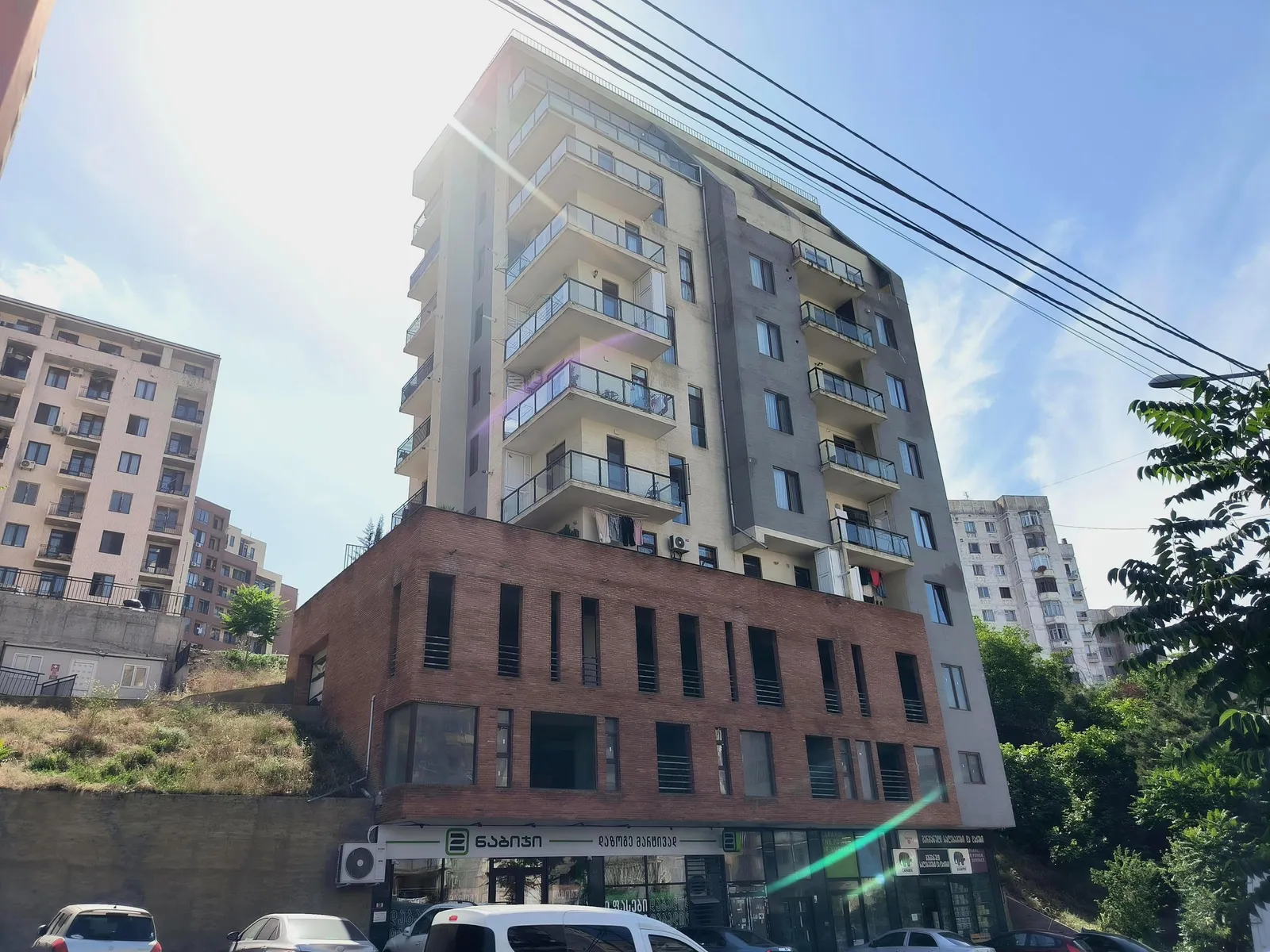 საცხოვრებელი კომპლექსი Mukhran Machavariani St, 28