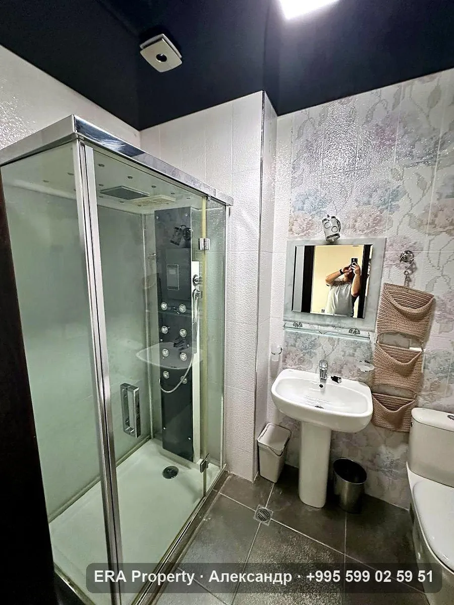 Квартира, 2-комн., 90 м²