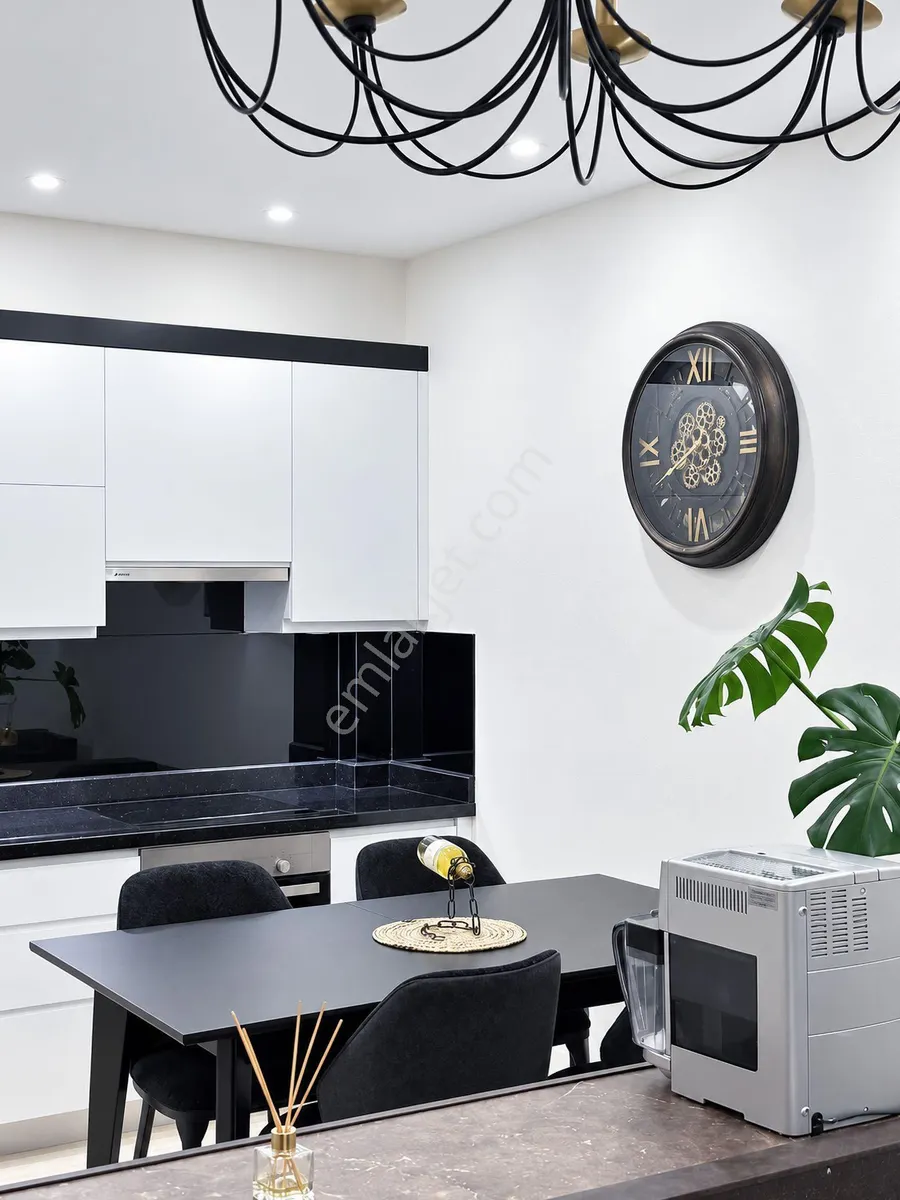 Apartment, 2-room, 72 m²